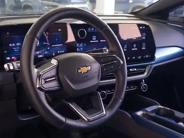 Chevrolet Equinox EV - Imagem 13