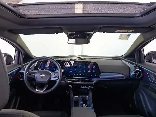 Chevrolet Equinox EV - Imagem 18