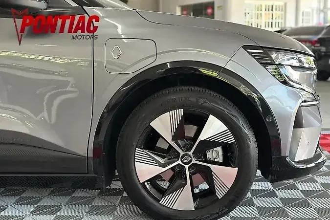 Renault Megane E-tech Electric - Imagem 9