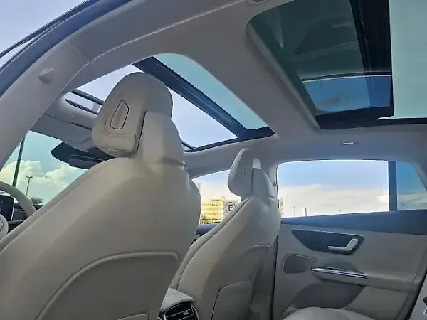 Mercedes Eqe 300 - Imagem 12