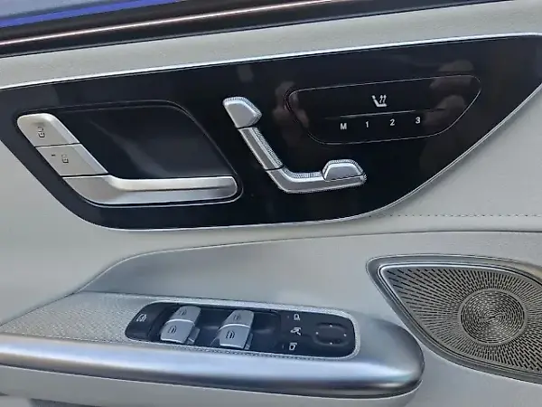 Mercedes Eqe 300 - Imagem 13