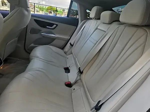 Mercedes Eqe 300 - Imagem 17