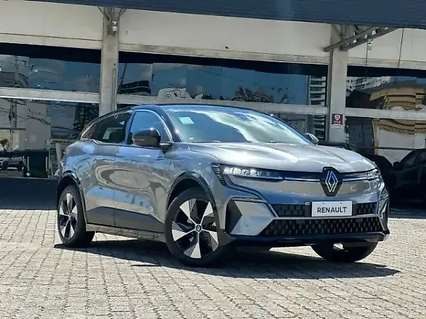 Renault Megane E-tech Electric - Imagem 1