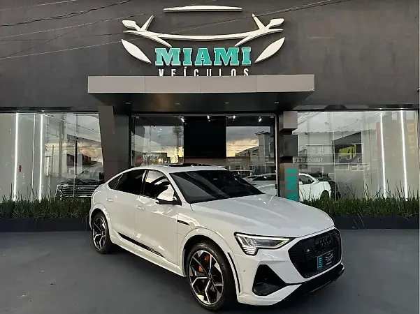 Audi E-tron - Imagem 1