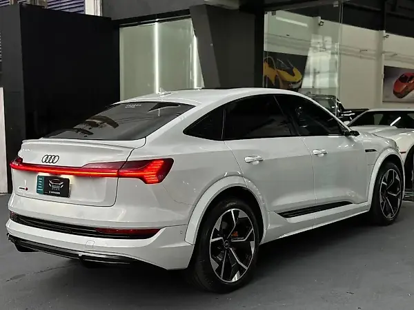Audi E-tron - Imagem 6