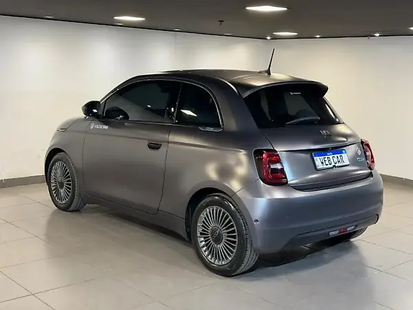 Fiat 500e - Imagem 4