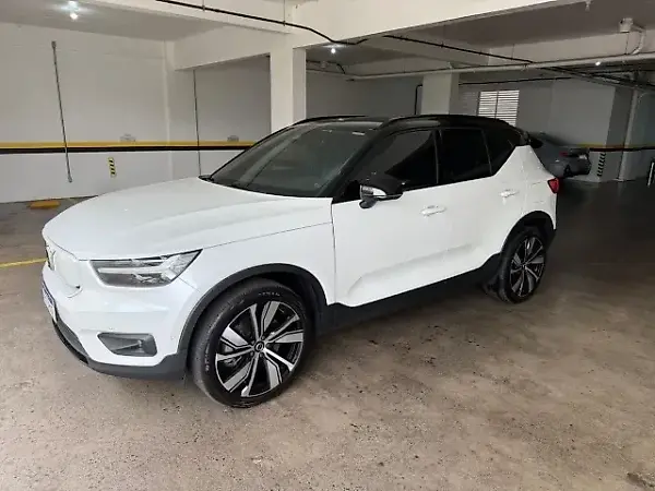 Volvo XC40 Recharge - Imagem 2