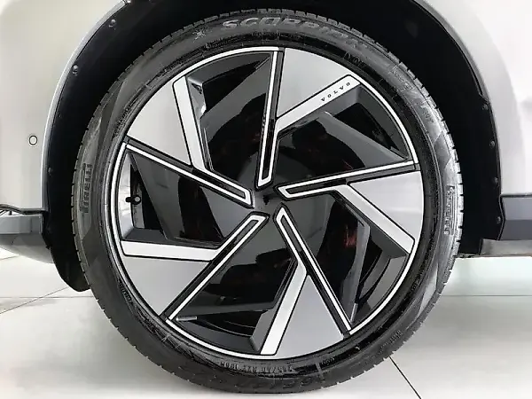 Volvo EX30 - Imagem 5