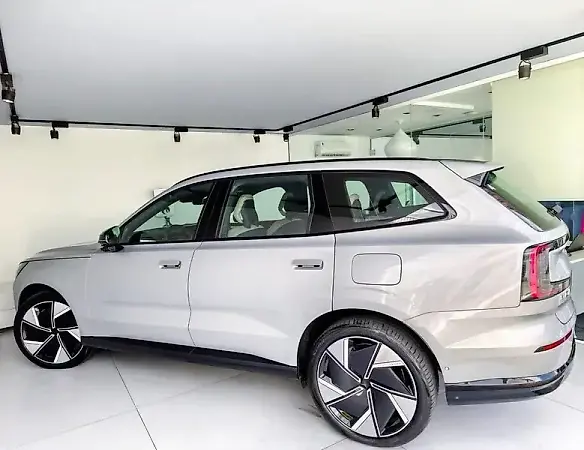 Volvo EX30 - Imagem 6
