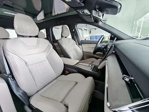 Volvo EX30 - Imagem 16