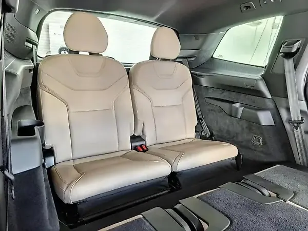 Volvo EX30 - Imagem 18