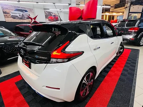 Nissan Leaf - Imagem 5