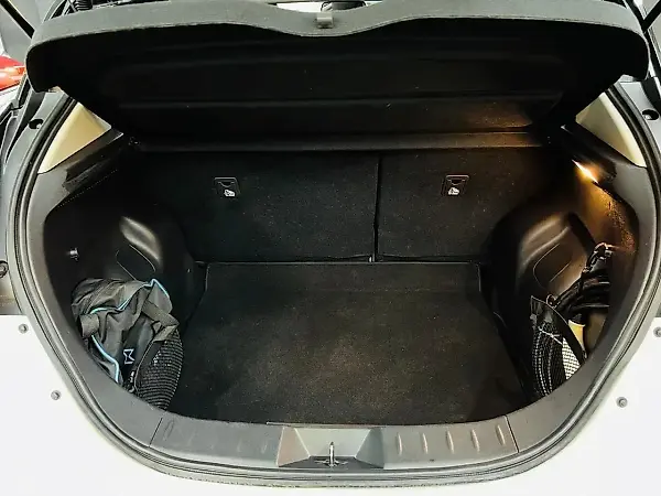 Nissan Leaf - Imagem 20