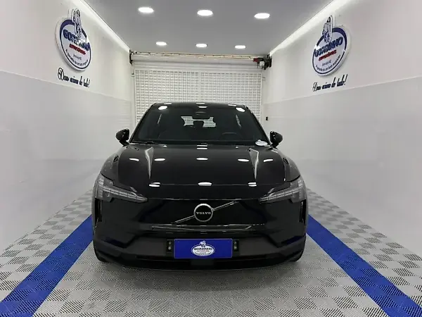 Volvo EX30 - Imagem 2