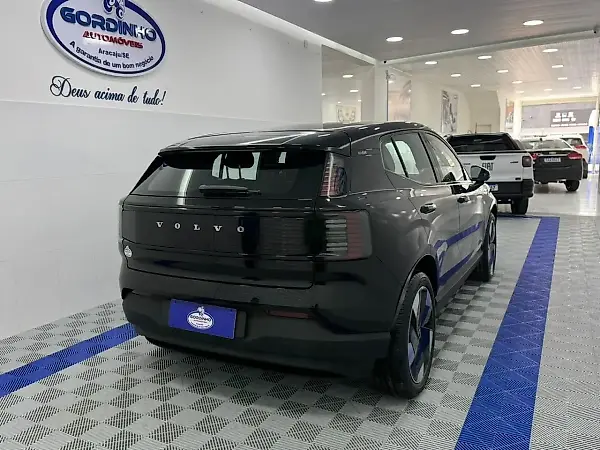 Volvo EX30 - Imagem 7