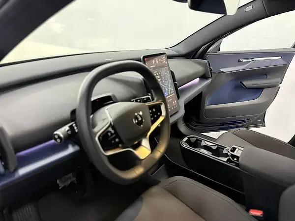 Volvo EX30 - Imagem 10