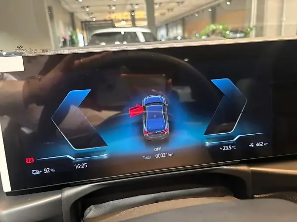 BMW I4 Edrive35 - Imagem 6