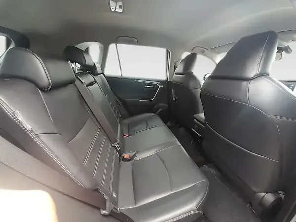 Toyota Rav4 EV - Imagem 13