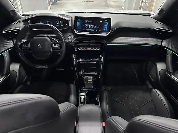Peugeot E-2008 - Imagem 7