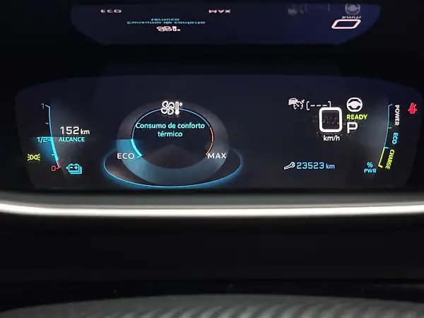 Peugeot E-2008 - Imagem 11