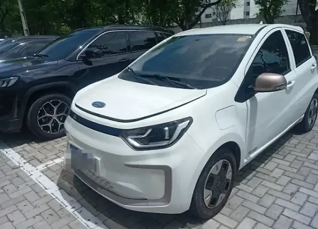 JAC E-JS1 - Imagem 2