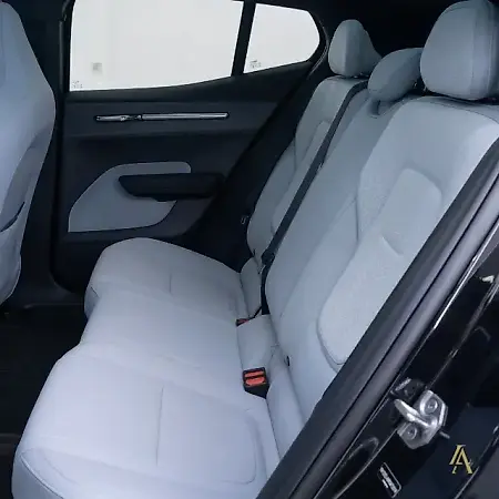 Volvo EX30 - Imagem 8