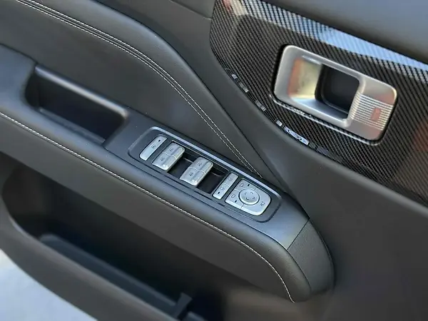 Chevrolet Spark Euv - Imagem 11