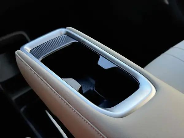 Chevrolet Spark Euv - Imagem 8
