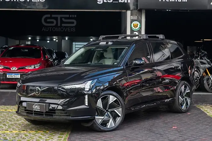 Volvo Ex90 - Imagem 1