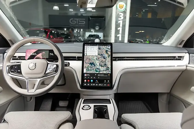 Volvo Ex90 - Imagem 7