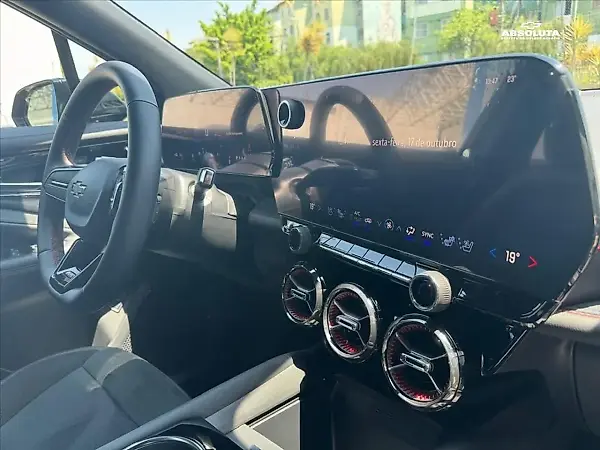 Chevrolet Blazer EV - Imagem 12