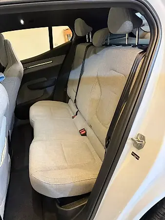 Volvo EX30 - Imagem 10