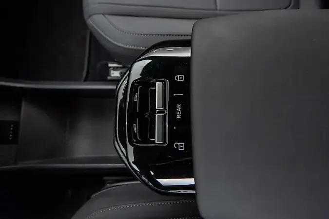 Volvo EX30 - Imagem 15
