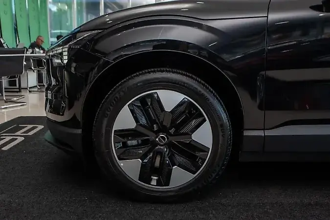 Volvo EX30 - Imagem 19