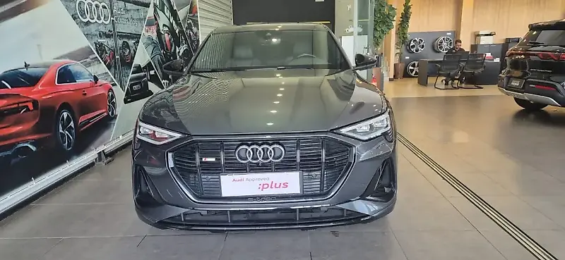 Audi E-tron Sportback - Imagem 1