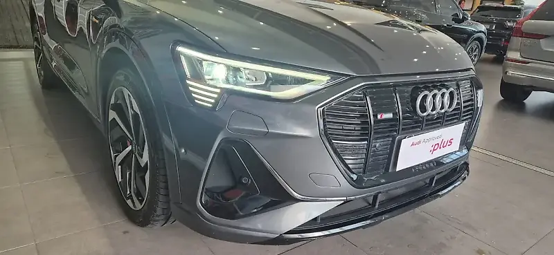 Audi E-tron Sportback - Imagem 4