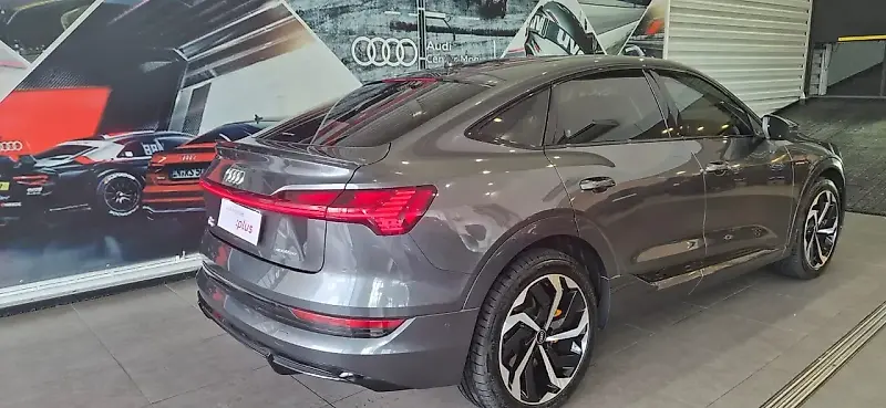 Audi E-tron Sportback - Imagem 10