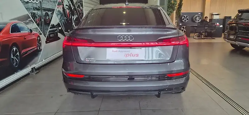 Audi E-tron Sportback - Imagem 11