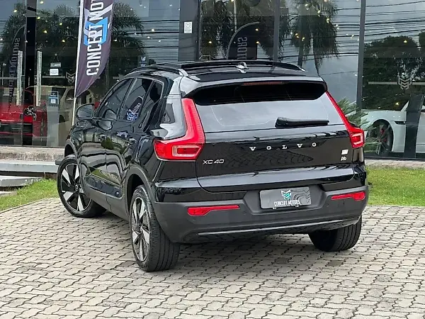 Volvo XC40 Recharge - Imagem 17