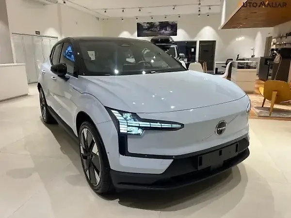 Volvo EX30 - Imagem 2