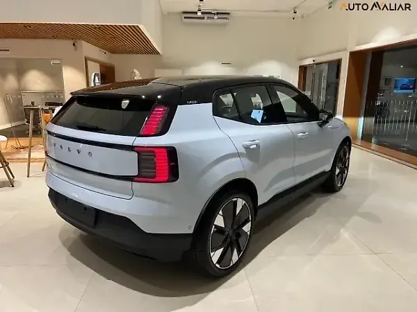Volvo EX30 - Imagem 7