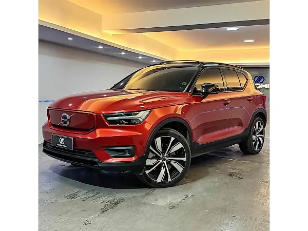 Volvo XC40 Recharge - Imagem 1