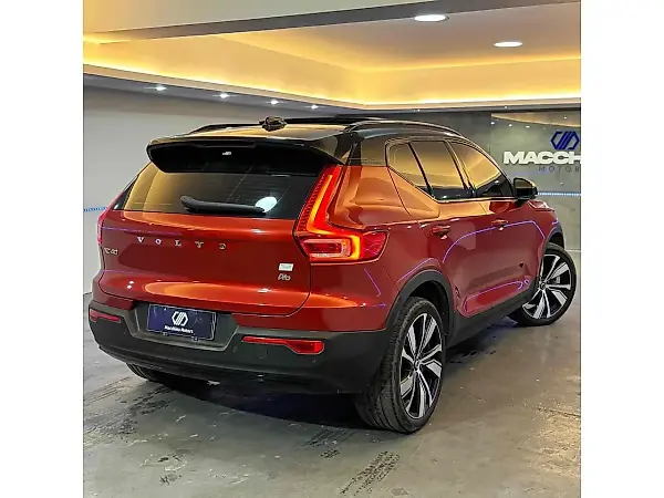 Volvo XC40 Recharge - Imagem 5