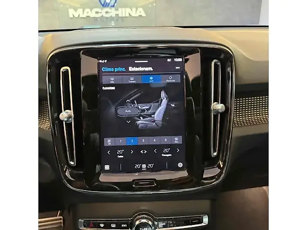 Volvo XC40 Recharge - Imagem 14
