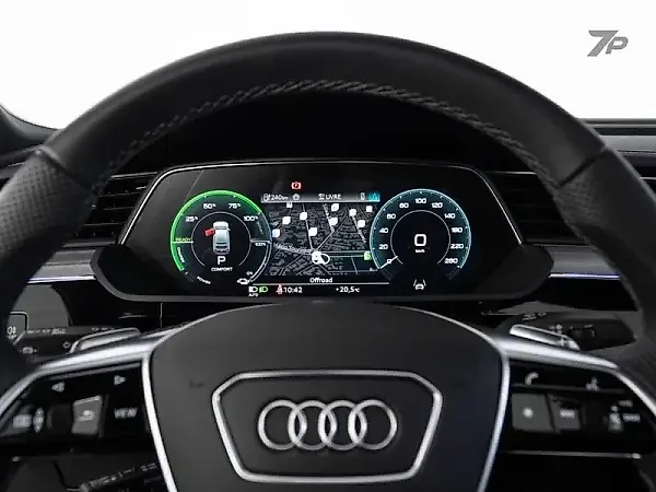 Audi Q8 Sportback E-tron - Imagem 13