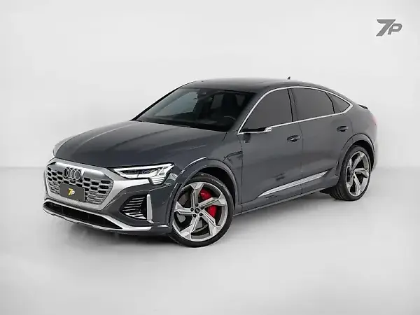 Audi Q8 Sportback E-tron - Imagem 19