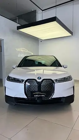 BMW Ix - Imagem 2
