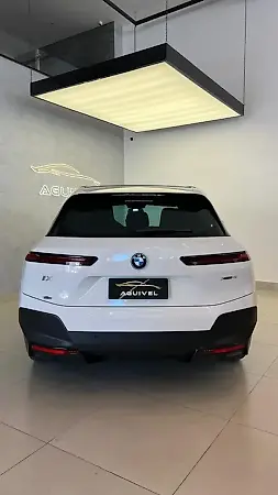 BMW Ix - Imagem 5