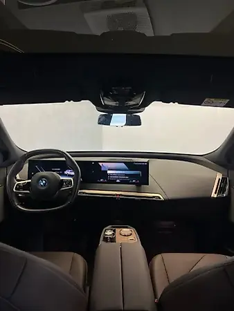 BMW Ix - Imagem 8