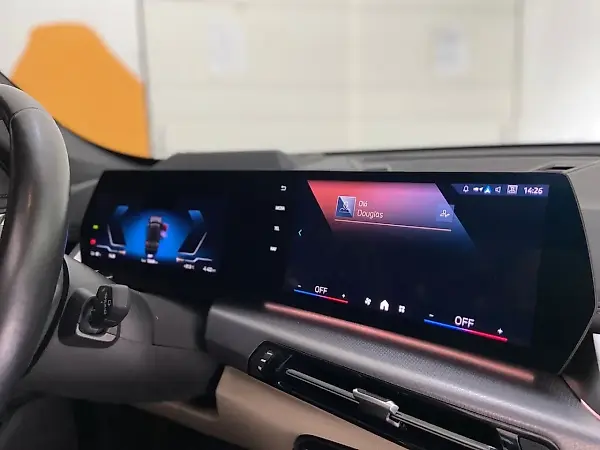 BMW IX1 - Imagem 10